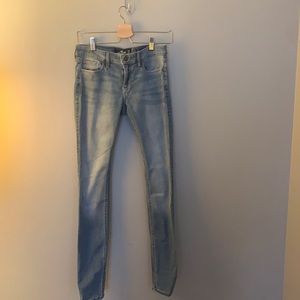Hollister Low-Rise Super Skinny Jeans